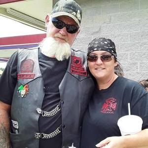 Meet your Posher, Queena